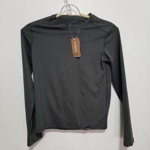 Patagonia nwt long sleeved gray shirt